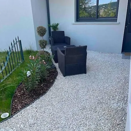 Apartman Cocooning Jacuzzi Et Place De Parking Prive Dardilly